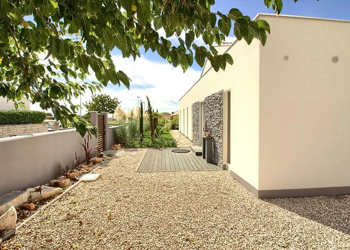 Charming Darte With Private Pool Near Rovinj, Extra Pool Heating Available Villa Kanfanar