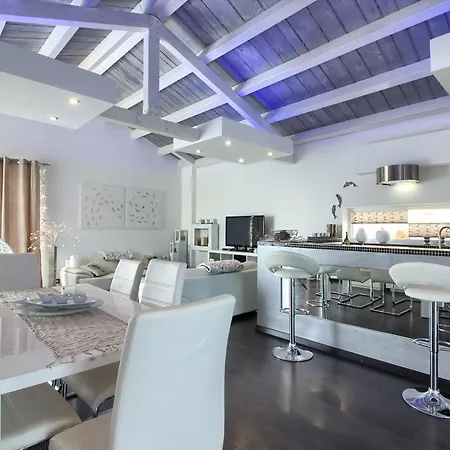 Charming Darte With Private Pool Near Rovinj, Extra Pool Heating Available *