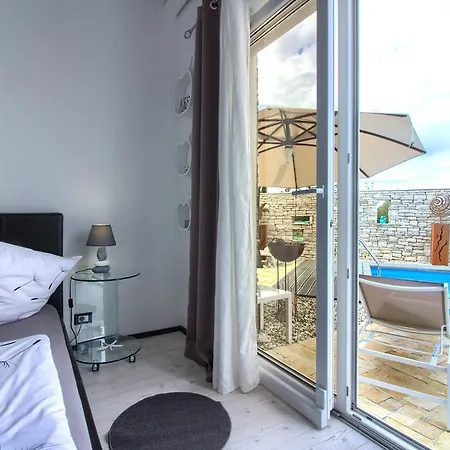 Charming Darte With Private Pool Near Rovinj, Extra Pool Heating Available Villa *