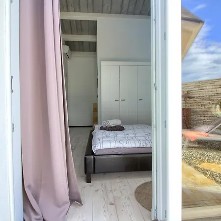 Charming Darte With Private Pool Near Rovinj, Extra Pool Heating Available Villa