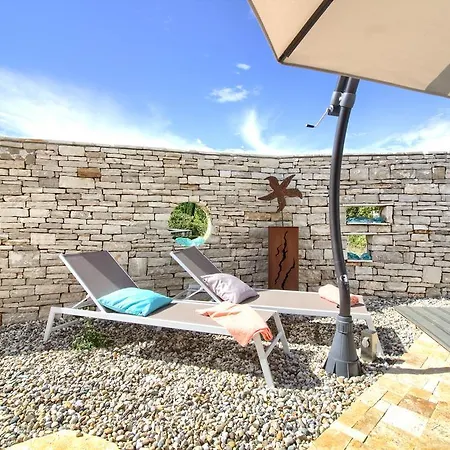 Villa Charming Darte With Private Pool Near Rovinj, Extra Pool Heating Available Kanfanar
