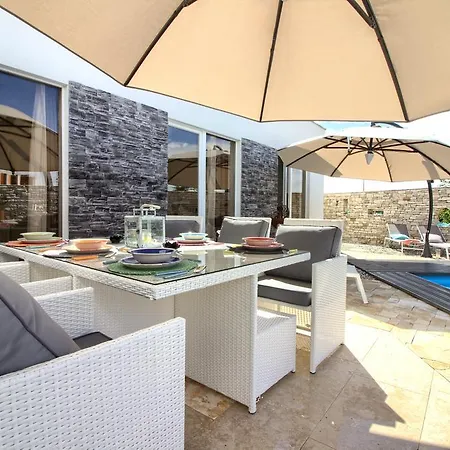 Charming Darte With Private Pool Near Rovinj, Extra Pool Heating Available Kanfanar