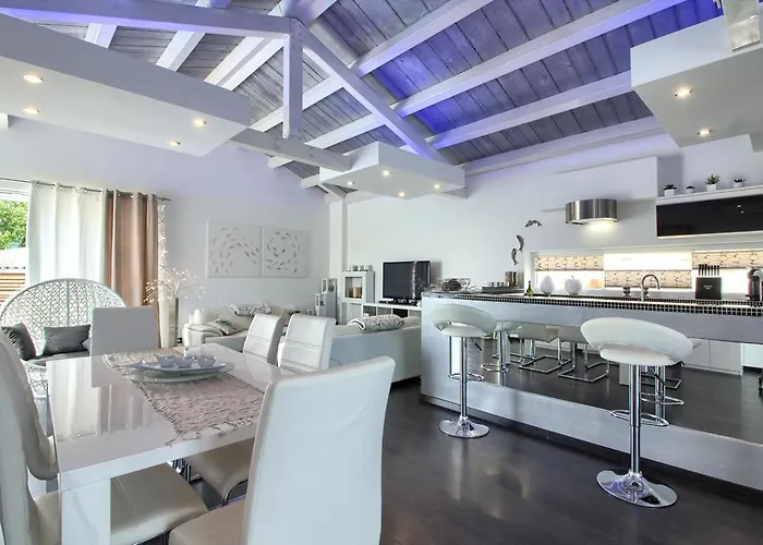 Charming Darte With Private Pool Near Rovinj, Extra Pool Heating Available *