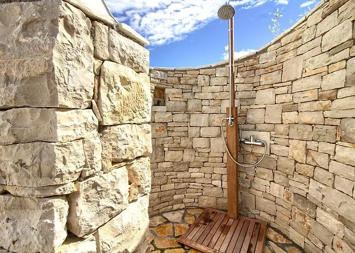 Villa Charming Darte With Private Pool Near Rovinj, Extra Pool Heating Available